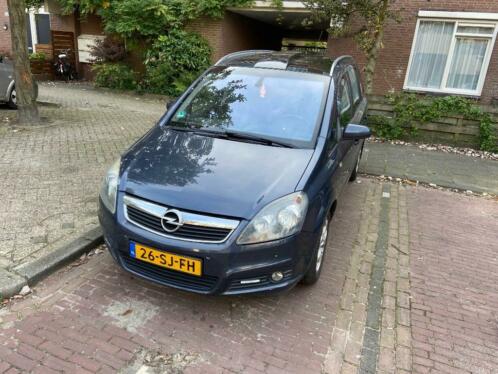 Opel Zafira 2.2 2006 Grijs