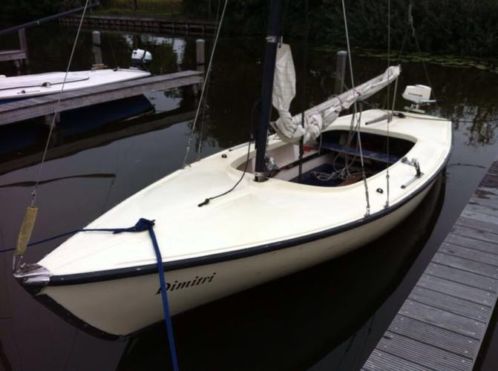 Open zeilboot 7mtr Centaur incl. LIGPLAATS