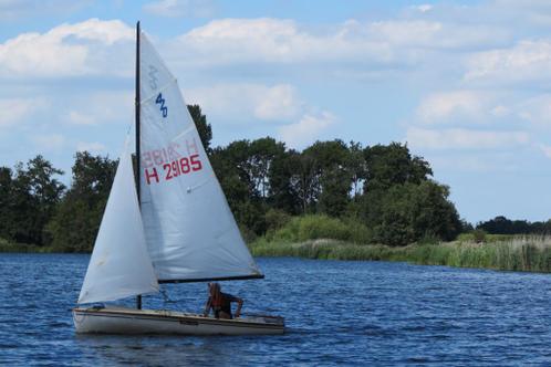 openzeilboot 420 met wegtrailer