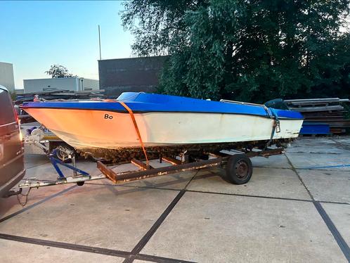 Opknap boot met trailer ( zonder motor )