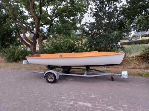 Opknapper Atlanta zeilboot incl. trailer en toebehoren