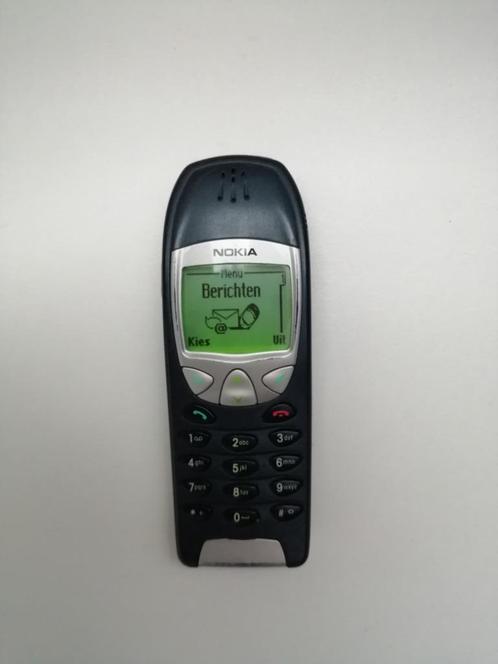 OPOP NOKIA 6210 CLASSIC BRICKTELEFOON 2001 GSM, SNAKE