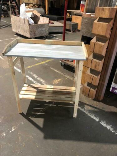 Oppot tafel met zinken blad Laatste