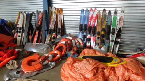 Opruiming Waterski039s, Ankers, Zwemvesten Enz.. Vanaf 5 euro