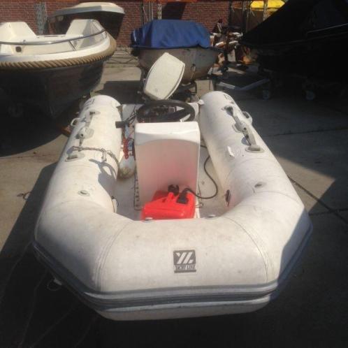 OPRUIMING Zodiac YL RIB 310 amp 15 PK Evinrude amp Jockey seat