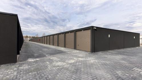 Opslagruimte  garagebox Emmen van 24m2 te koop