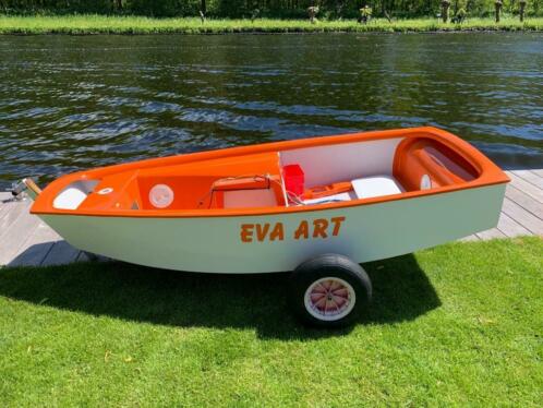 Optimist in mooie staat zeilklaar met trailer en dekzeil