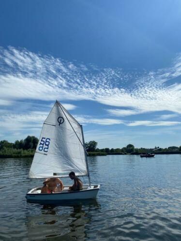 Optimist zeilboot compleet met handkar