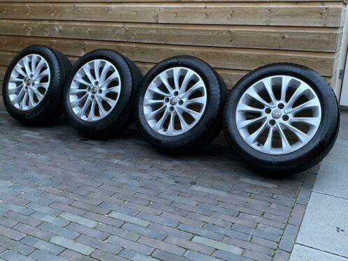 Org Opel Corsa E Cosmo 16 inch velgen  TPMS