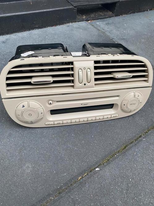 Orginele Fiat 500 radio