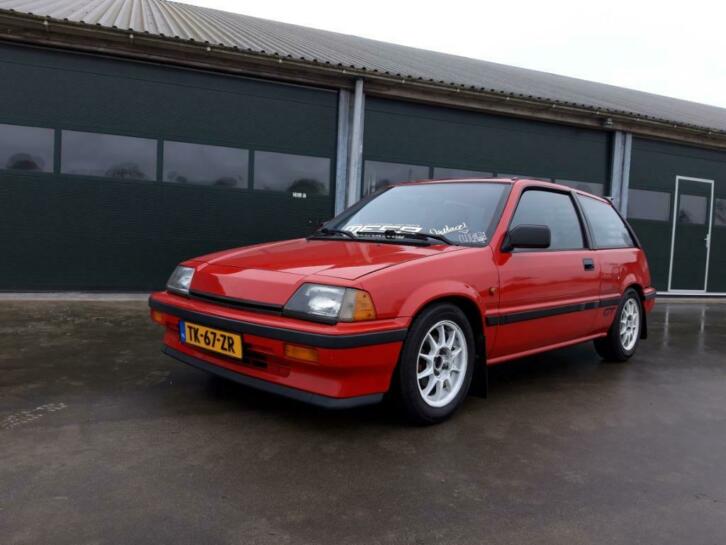 Orginele Honda Civic 1.5 GT 1985 Rood Oldtimer