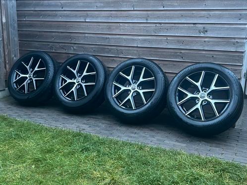 Orig Toyota RAV4 18 inch velgen  Bridgestone zomerbanden