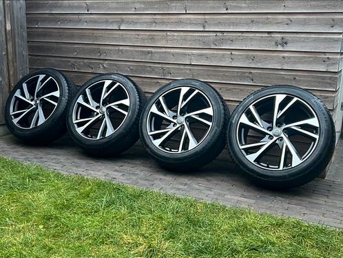 Orig Volvo XC40 R-design 20 inch velgen  winterbanden