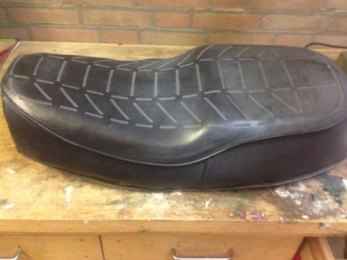 Origineel zadel van een Yamaha XS750