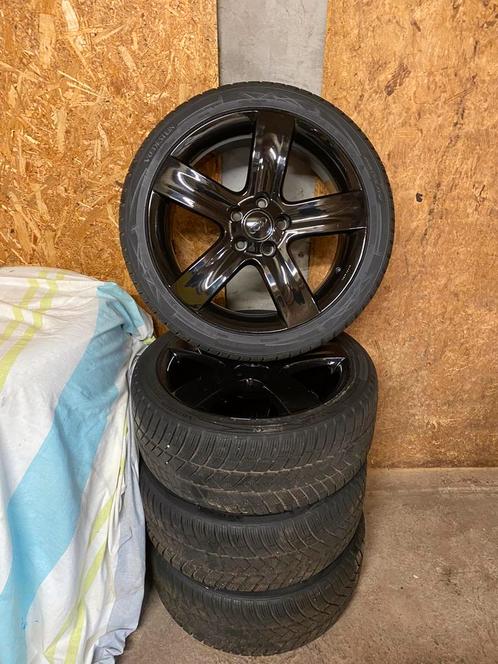 Originele 18 inch Audi velgen  winterbanden