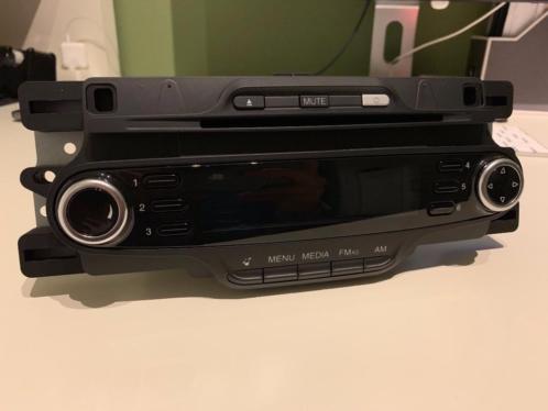 Originele Alfa Romeo Giulietta autoradio met cd-speler