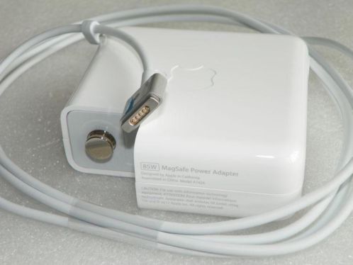 originele Apple adapter macbook pro 15 inch retina 85w 