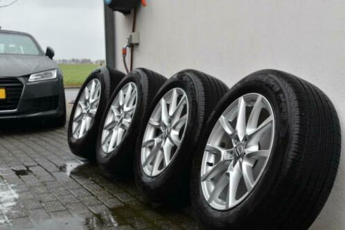 Originele Audi Q5 Velgen 18 inch met 6mm zomerbanden