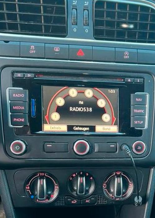 Originele Bosch volkswagen autoradio met navigatie