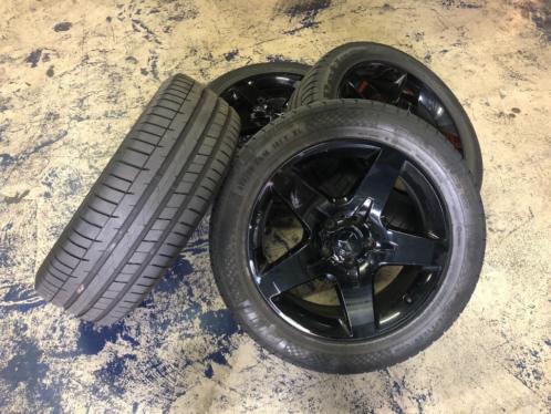 Originele Mercedes 18 inch velgen incl banden.