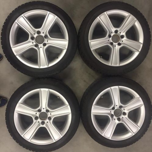 Originele Mercedes Prosperia Velgen 17 inch met winterbanden