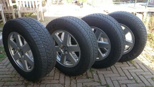 Originele Volvo xc 90 lichtm velgen met Dunlop winterbanden 