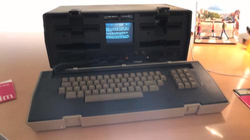 Osborne 1 draagbare computer  vintage 1981