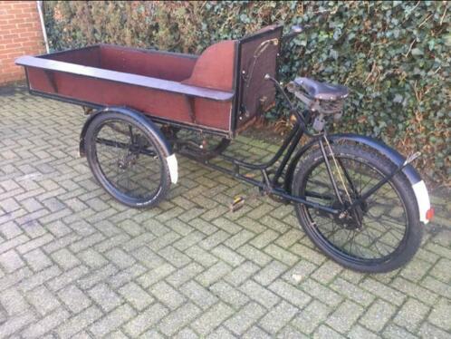 Oude antieke bakfiets
