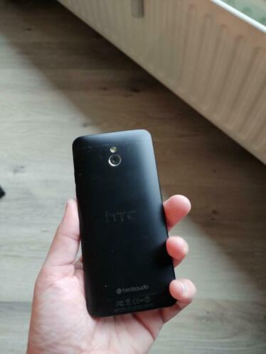 Oude HTC One incl. hoesje