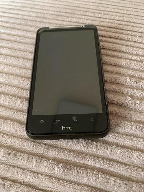 Oude HTC toestel voor onderdelen.