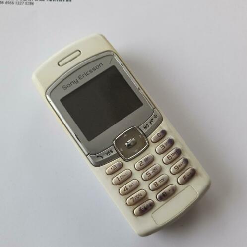 Oude mobiel Sony Ericsson