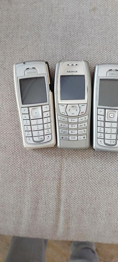 Oude mobieltjes