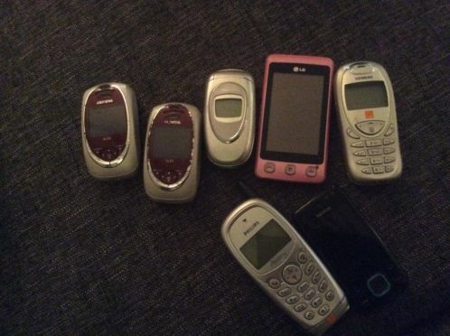 Oude mobieltjes te koop voor de liefhebber