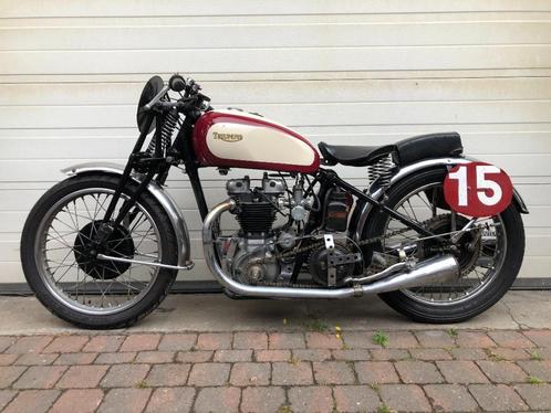 oude motor triumph racer T100  1938