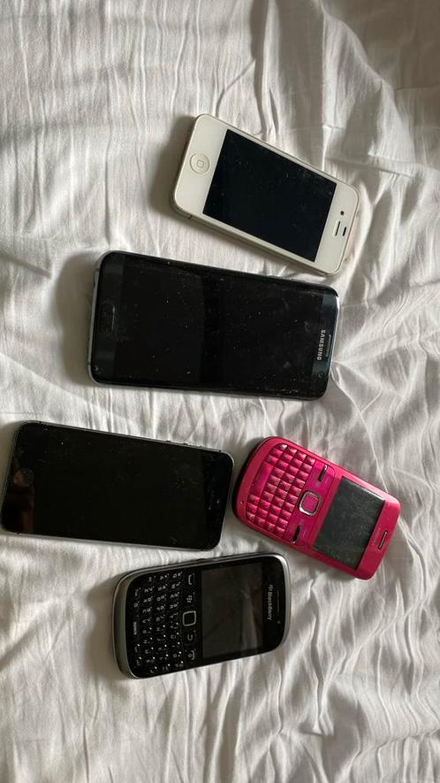 Oude telefoons iPhone, Samsung, Nokia en blackberry