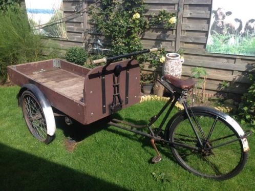 Ouderwetse bakfiets