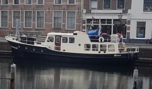 Paanskotter varend woonschip te koop (voormalig werkschip)