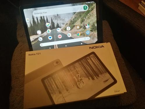 Paar maanden oude tablet nokia t21 plus extra geheugen kaart