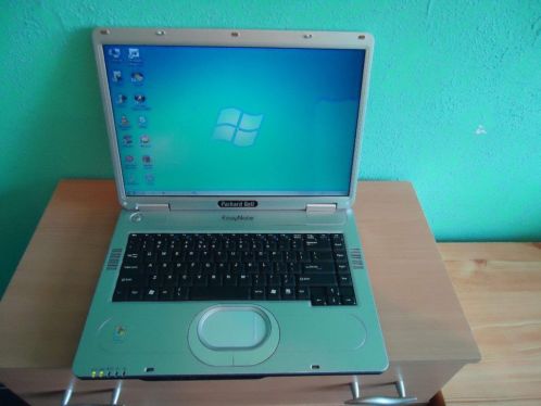 Packard Bell EN R1996Intel M-1.5GHZ60GB768MBWi-Fi