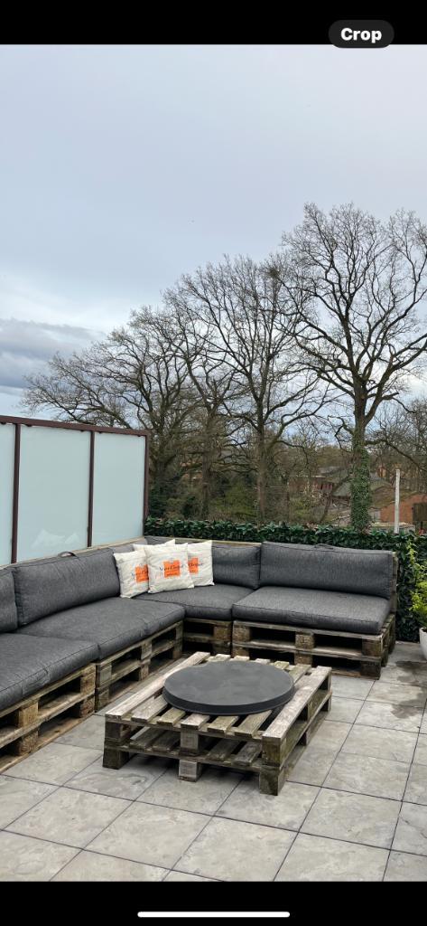 Pallet lounge met kussens