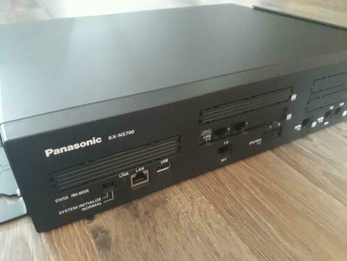 Panasonic KX-NS700 PBX telefooncentrale met systeemtoestel