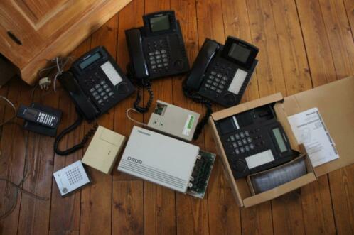 Panasonic telefoon centrale met toestellen, KX-T7536, 7533