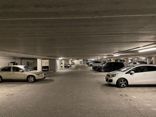 Parkeerplaats elektrische auto  Utrecht parkeren  laadpaal