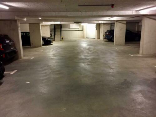 Parkeerplaats in garage Amsterdam-Oost