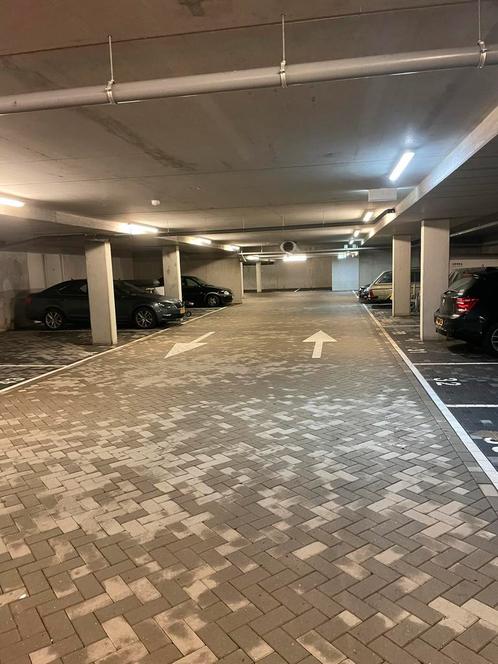 Parkeerplaats te huur in overdekte parking in Meerhoven