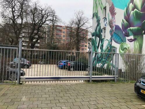 Parkeerplaats te huur in Rotterdam van der sluyssterstraat
