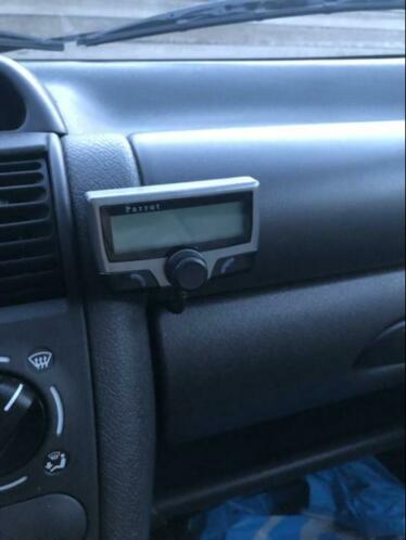 Parrot carkit 