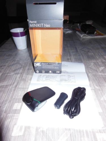 Parrot minikit Neo 1,5 jaar oud