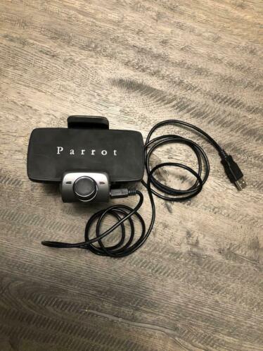 Parrot minikit smart carkit