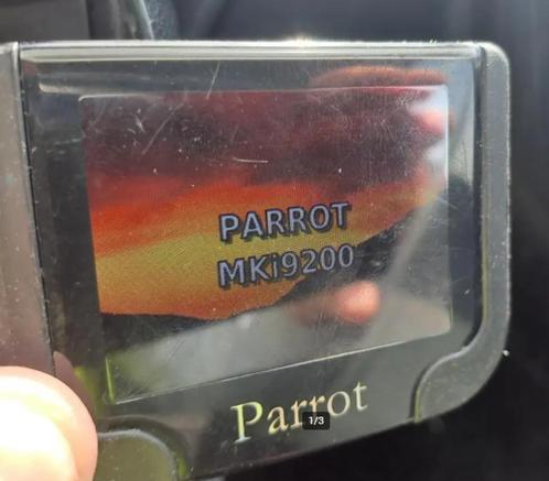 Parrot MKi 9200 scherm